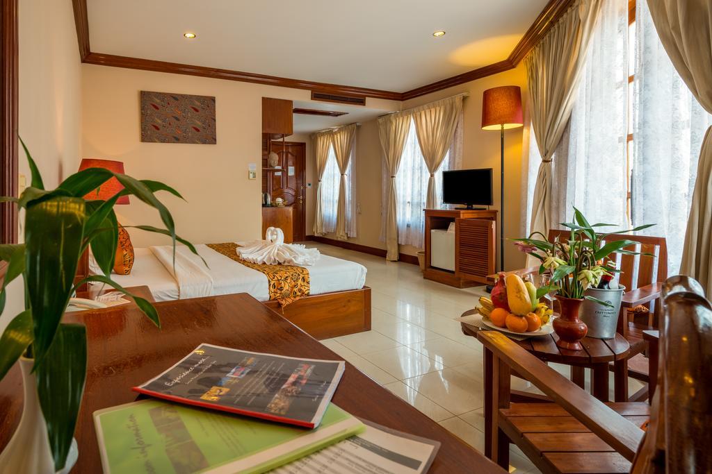 Sun Inns Hotel Сиемрип Экстерьер фото